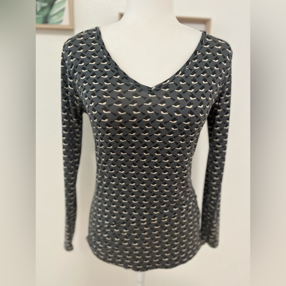 Top - Heattech Bird Design